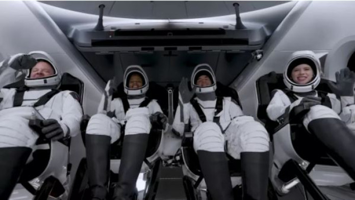 Dragon-riding astronauts join exclusive inner circle at NASA
