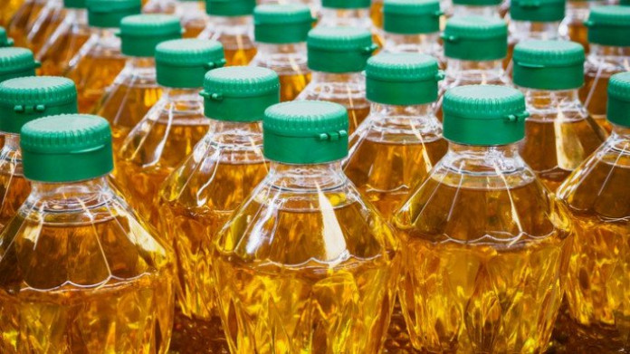 Tariff commission for palm oil price at Tk133 per litre, sugar Tk84 per kg