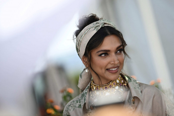 EXCLUSIVE: Deepika Padukone all set to leave for Oscars 2023 on 10th March