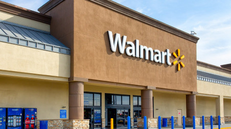 Walmart+ will expand on the retailer's existing grocery-delivery subscription service. Photo: Collected 