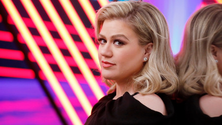 Kelly Clarkson to get a star on Hollywood Walk of Fame | The Business ...