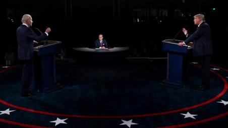 US President Donald Trump and Democratic presidential candidate, former Vice President Joe Biden participate in the first presidential debate at Case Western University and Cleveland Clinic, in Cleveland, Ohio, US, September 29, 2020. Picture taken September 29, 2020. Photo: Reuters