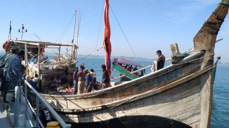 Navy rescues 18 fishermen at sea