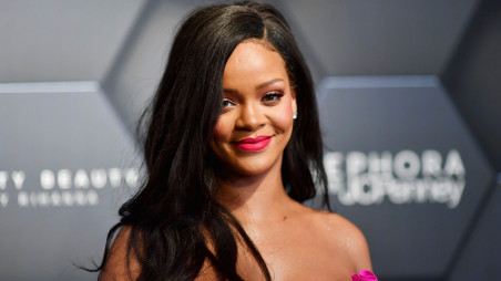 LVMH, Rihanna to pause Fenty fashion venture, focus on lingerie, cosmetics