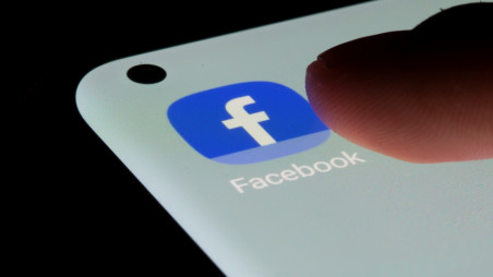 Facebook app is seen on a smartphone in this illustration taken, July 13, 2021. Photo :Reuters