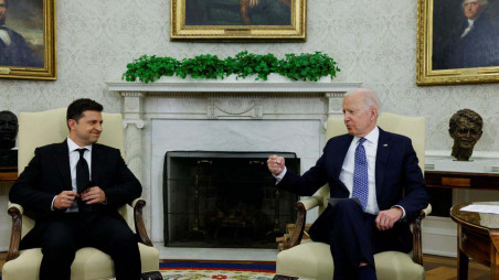 US President Joe Biden gestures as he meets with Ukraine's President Volodymyr Zelenskiy in the Oval Office at the White House in Washington, U.S., September 1, 2021. REUTERS