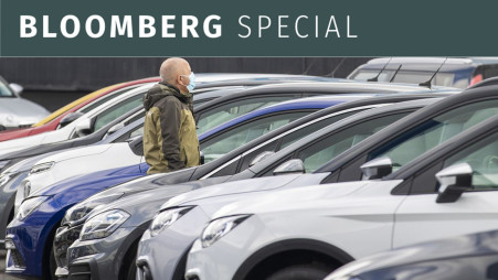A visitor looks at used cars at a dealership in Belfast, Northern Ireland. Photo: Bloomberg via Getty Images