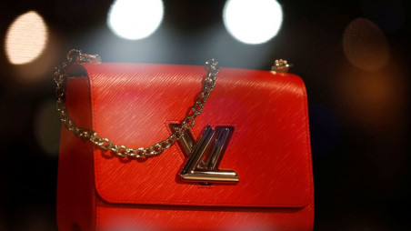 In strategy shift, Louis Vuitton considers first duty free store