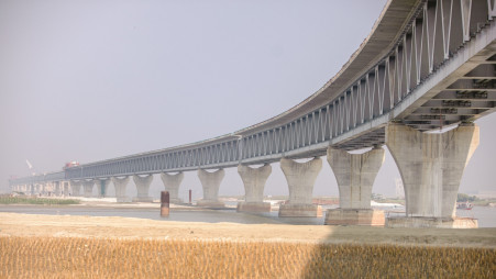 The road lanes of the Padma Multipurpose Bridge are scheduled to be inaugurated this year. Photo: Mumit M