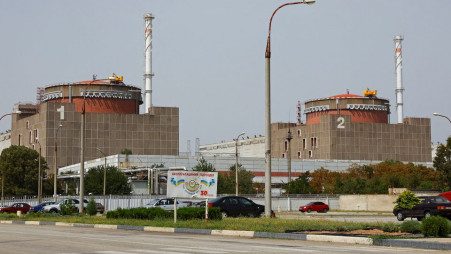 A view shows the Zaporizhzhia Nuclear Power Plant in the course of Ukraine-Russia conflict outside the Russian-controlled city of Enerhodar in Zaporizhzhia region, Ukraine August 22, 2022. REUTERS/Alexander Ermochenko
