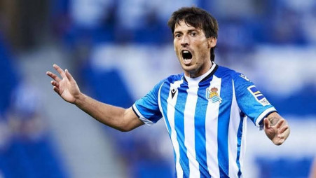 David Silva announces retirement    