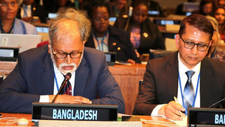 Professor Md Sayedur Rahman, special assistant to the chief adviser for the Ministry of Health and Family Welfare, called for increased investment in universal health at the 58th session of the Commission on Population and Development (CPD58) at the United Nations Headquarters on 7 April 2025. Photo: PID