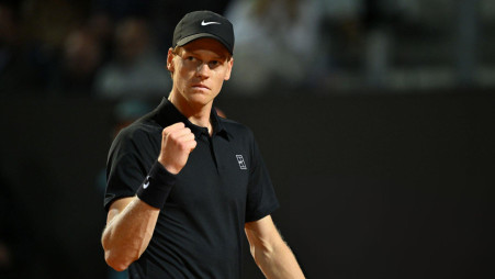 Sinner sets up Alcaraz clash in Italian Open final