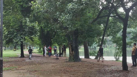Man dies after falling into lake in Ramna park on 2 October 2025. 