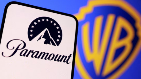 Paramount and Warner Bros logos are seen in this illustration taken December 8, 2025. Photo: REUTERS/Dado Ruvic/Illustration/File Photo
