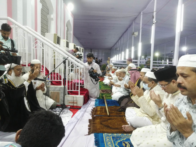 Diambil selama jamaat Idul Fitri di National Eidgah di Dhaka, Bangladesh.  Foto: Foisal Ahmad