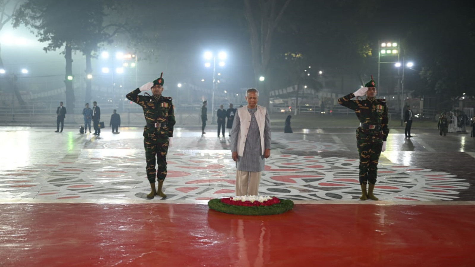 Chief Adviser Professor Muhammad Yunus paid homage by placing a wreath at the Central Shaheed Minar in the city at one minute past midnight. Photo: CA press wing
