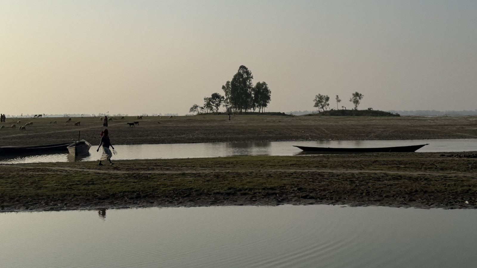 In learning to navigate this ever-changing landscape, they discover the courage to face uncertainty, the creativity to make the most of what they have, and the wisdom to find beauty in impermanence. Photo: Yasin Piash/TBS
