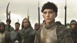 A scene from the movie "The King". Photo: Collected