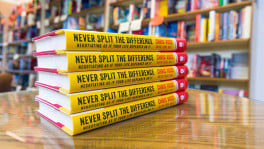 Never Split the Difference: An FBI negotiator shows you how to negotiate and close deals like a pro