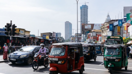 Despite the challenges, the Sri Lankan people continue to persevere.
Photo: Bloomberg