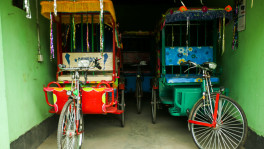 Along the lines of Mirpur’s Kamrangir Char, Baunia and Duaripara areas, Bangla Tesla owners have set up garages for the vehicles. Photo: Nayem Ali/TBS