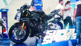 The striking R1M superbike, featuring a full carbon-fibre body, that truly stole the show as enthusiasts flocked to Yamaha’s stall, making it a vibrant hub of activity throughout the event. PHOTO: Asif Chowdhury