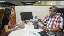One of the most effective ways to win over your manager in one-on-one meetings is by taking ownership of the agenda. Photo: TBS