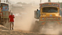  Bangladesh remains near the top of global pollution rankings, with Dhaka frequently among the world’s most polluted cities. Photo: Syed Zakir Hossain