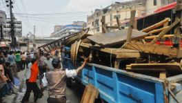 Wayside shops, as micro units, serve as a bridge between rural and urban economic activities. Photo: TBS 

