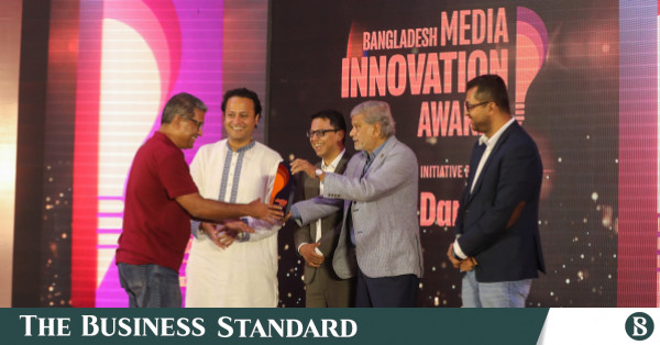 the-business-standard-bags-2-in-the-bangladesh-media-innovation-awards