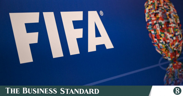 Pejabat Indonesia mengatakan FIFA sedang mempertimbangkan sanksi setelah kehilangan hak tuan rumah U20