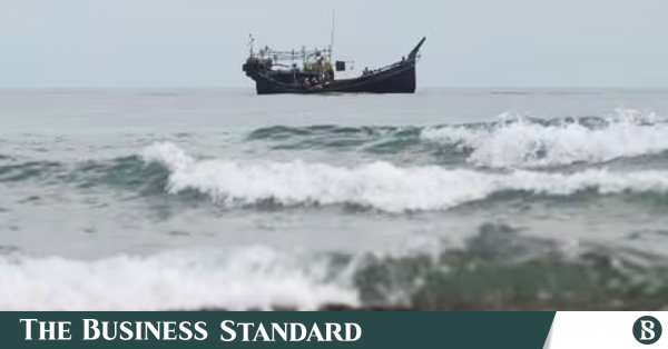 Sekitar 170 orang Rohingya tiba di Indonesia dengan kedatangan kapal terbaru